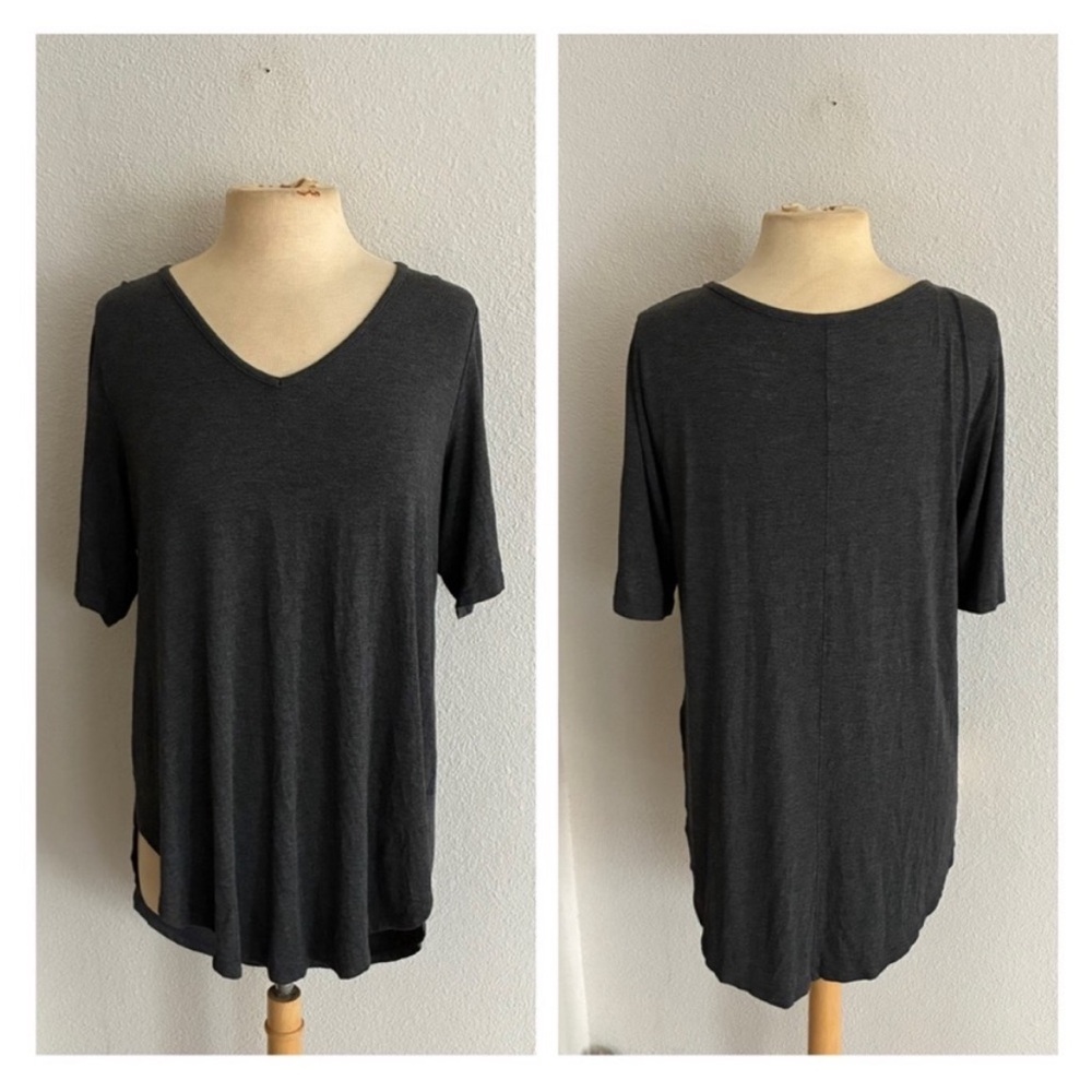 Torrid gray tee
